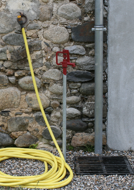 Robinet extérieur monobloc C1000 a purge automatique antigel Merrill Europe en 90cm sous terre longueur totale 177cm